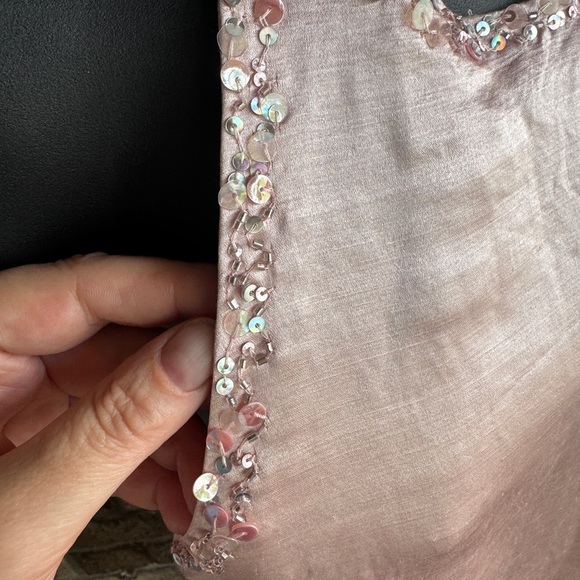 ASTA RESORT Marina Hand Beaded Mini Dress - Bon Bon Pink
SIZE S NWT - Picture 8 of 16